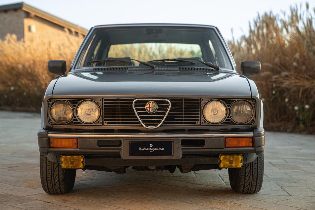 1984 Alfa Romeo ALFETTA INIEZIONE QUADRIFOGLIO ORO