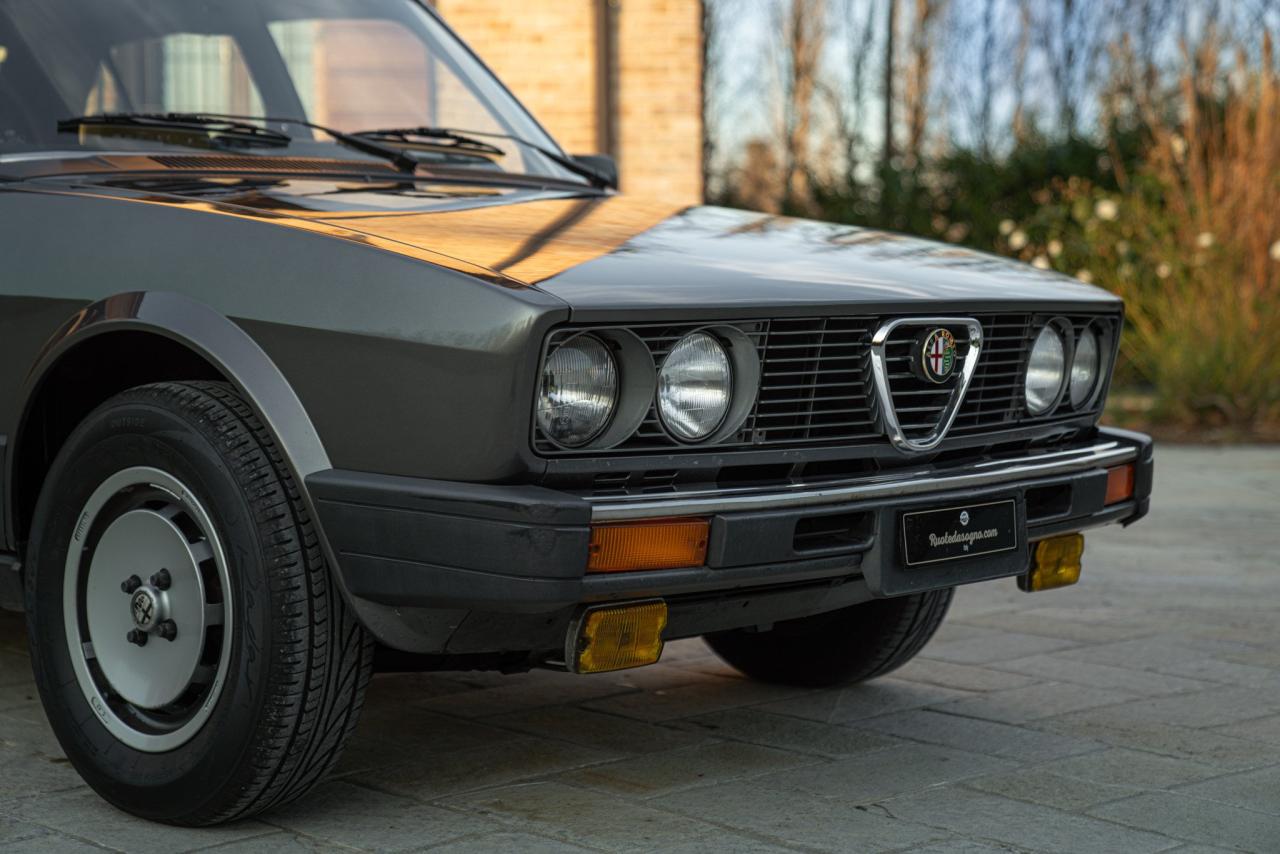 1984 Alfa Romeo ALFETTA INIEZIONE QUADRIFOGLIO ORO