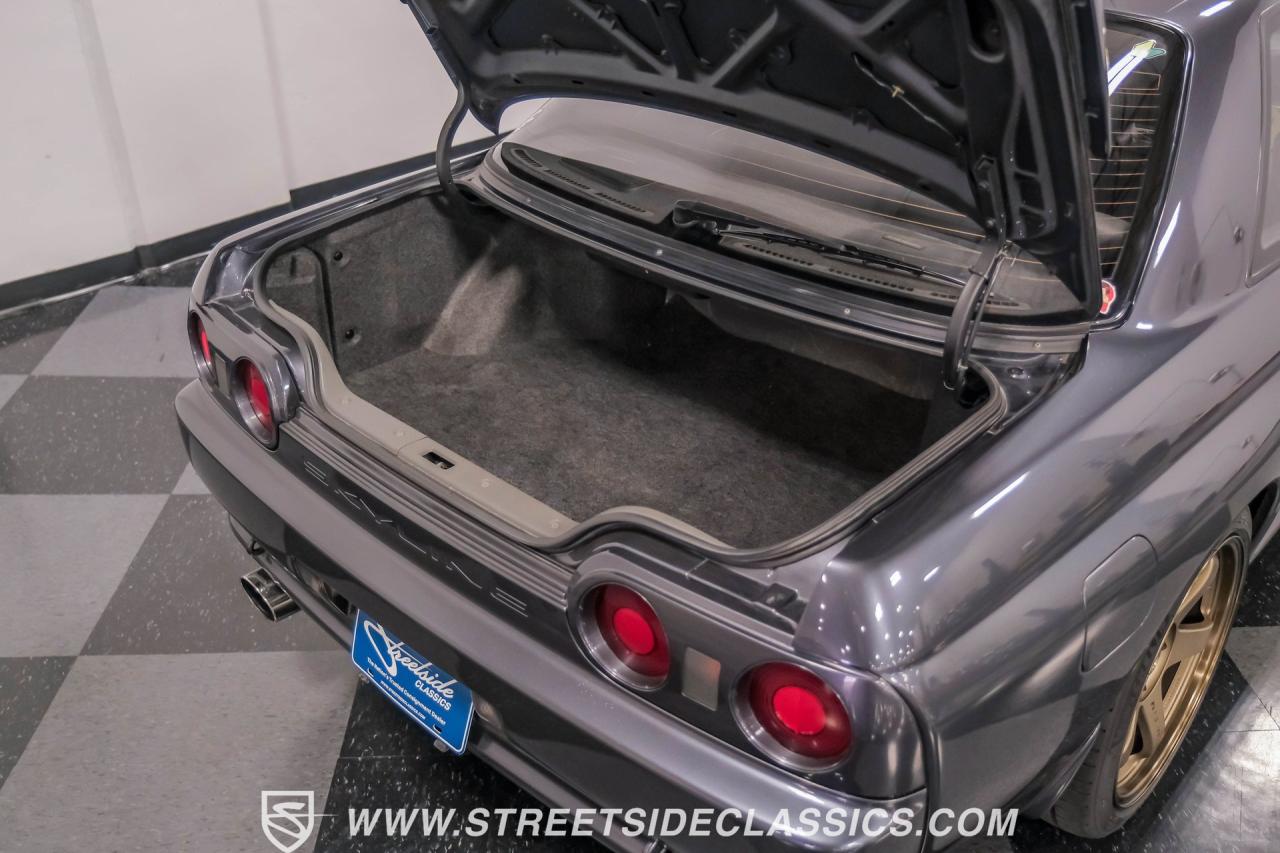 1992 Nissan Skyline GT-R R32