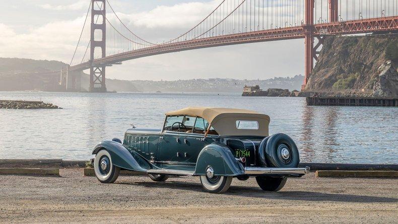 1933 Chrysler Custom Imperial LeBaron Dual-Windshield Phaeton