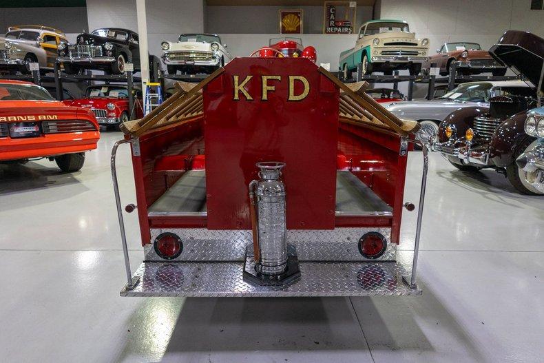 1951 Crosley Hook &amp; Ladder Fire Truck