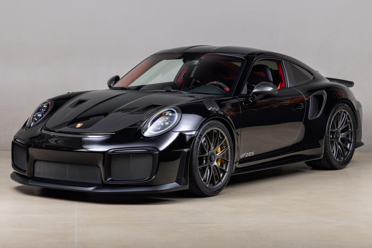 2018 Porsche 911 GT2 RS