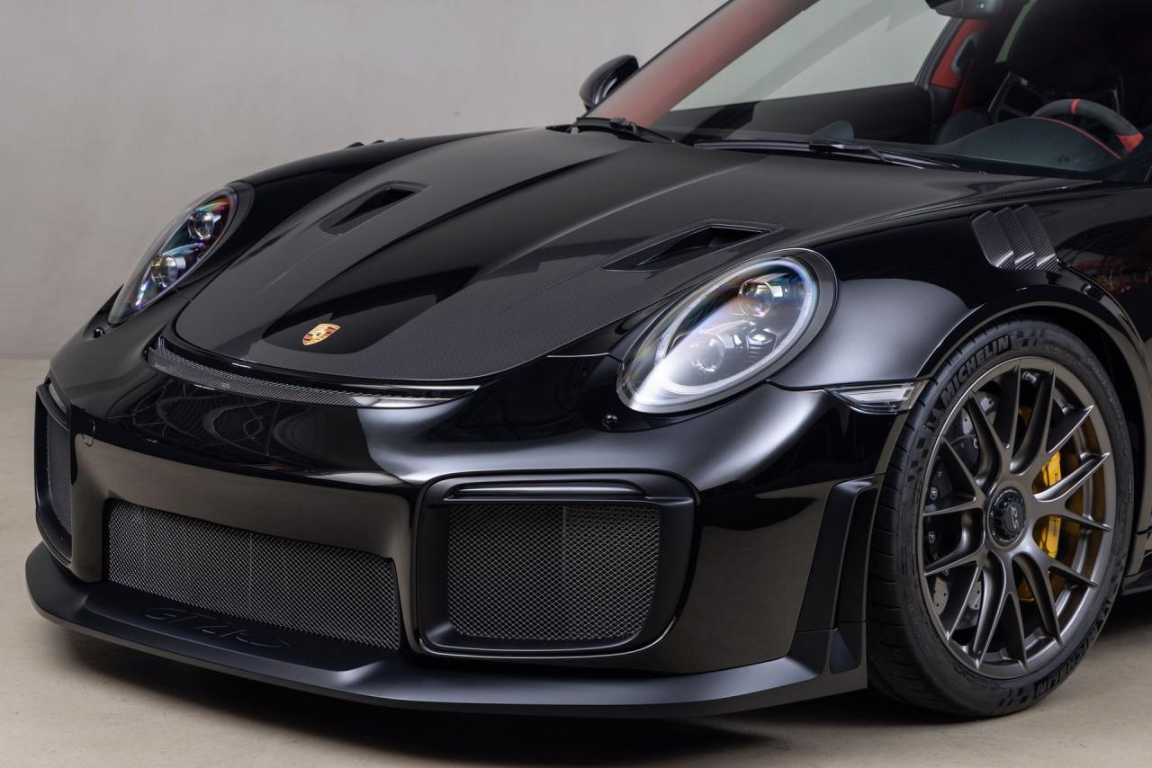 2018 Porsche 911 GT2 RS