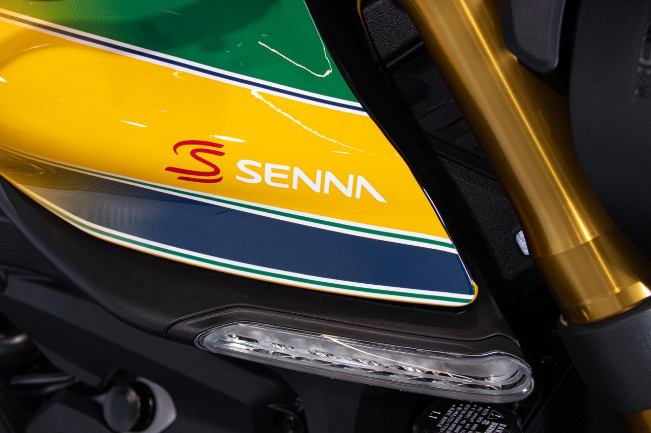 2024 Ducati MONSTER SENNA