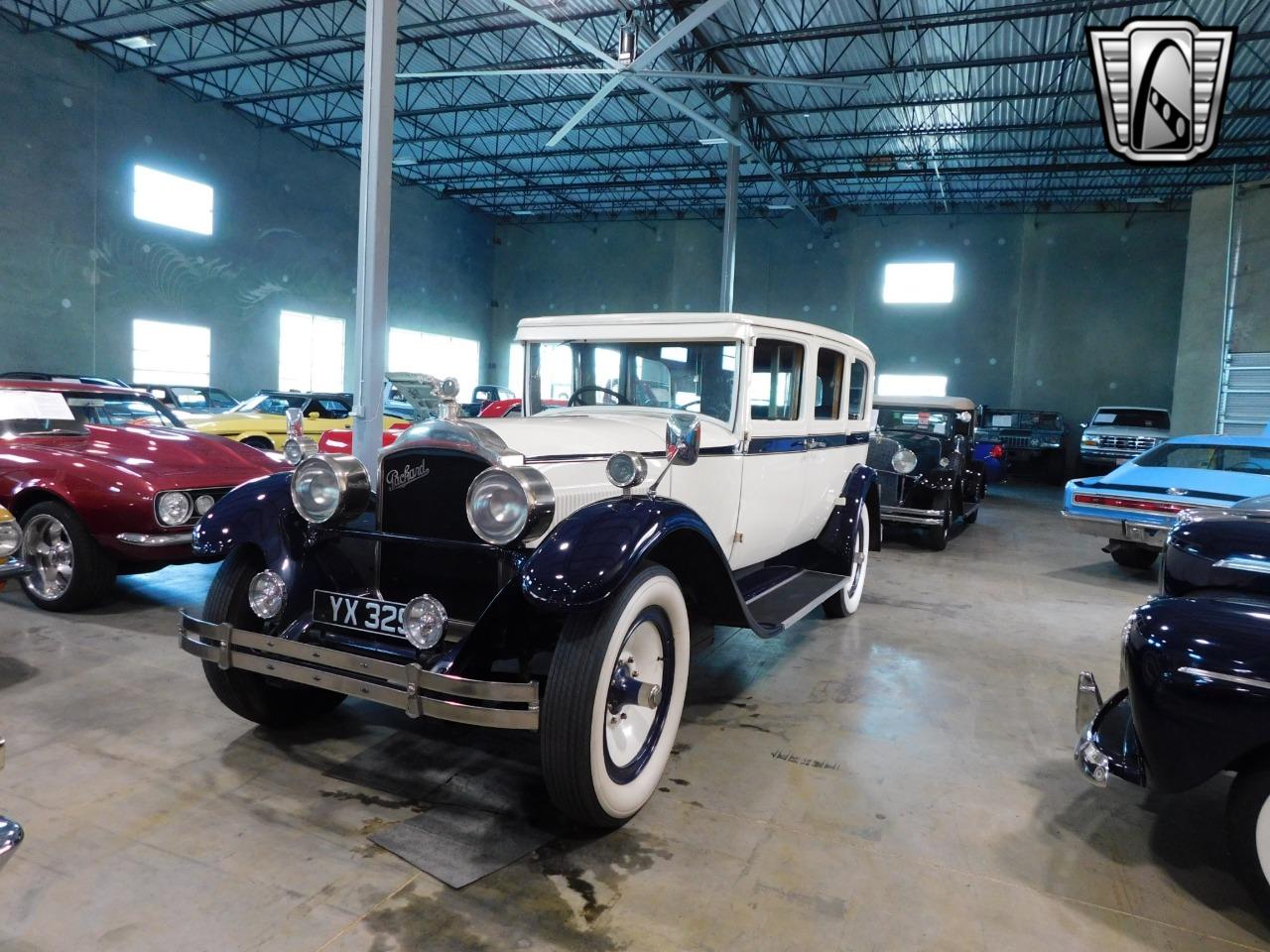 1928 Packard 6-33 Sedan Limo