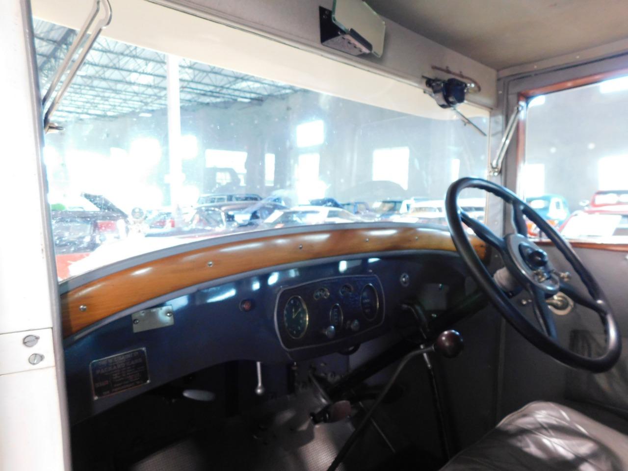 1928 Packard 6-33 Sedan Limo