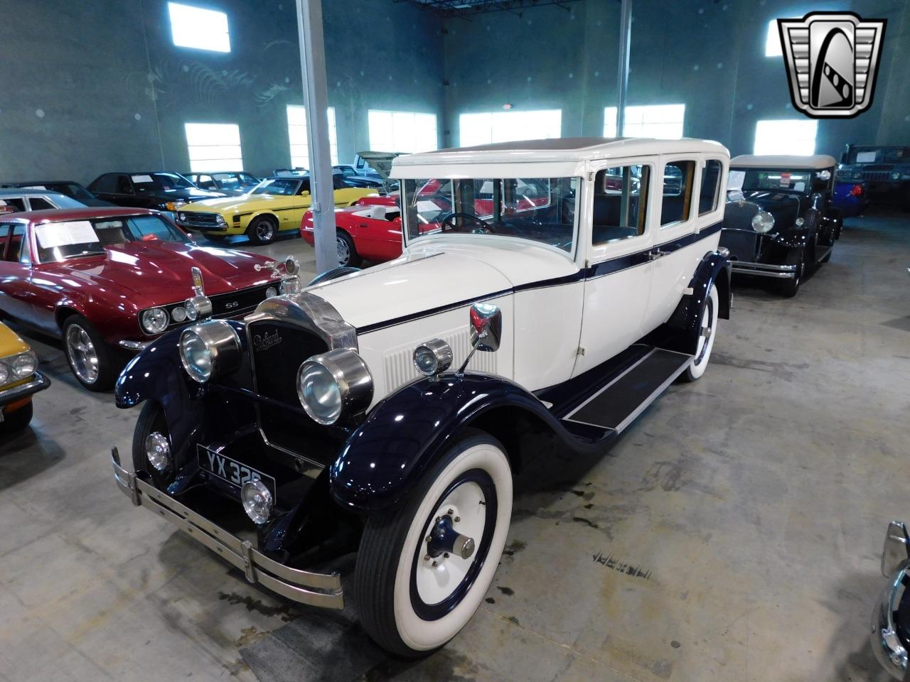 1928 Packard 6-33 Sedan Limo