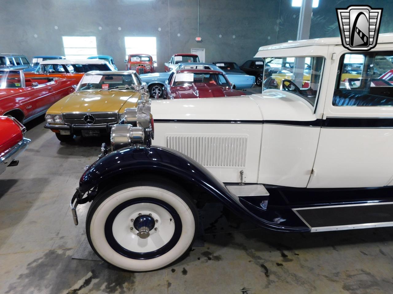 1928 Packard 6-33 Sedan Limo