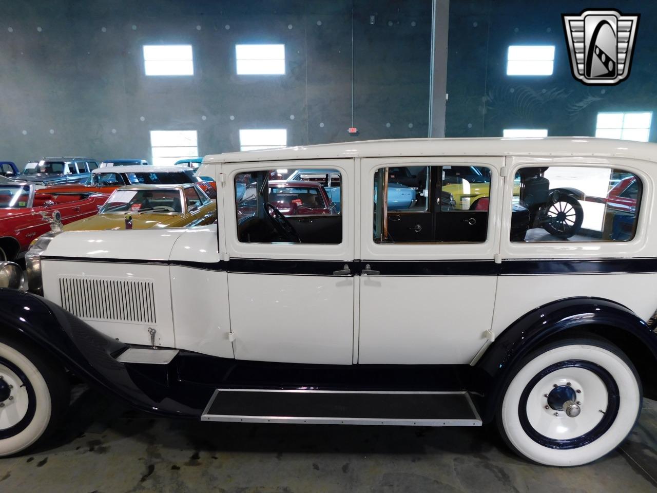 1928 Packard 6-33 Sedan Limo