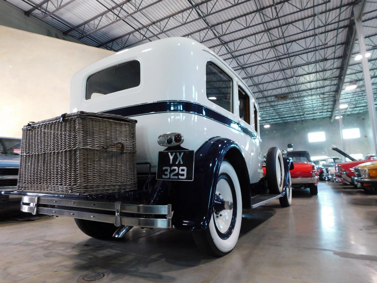 1928 Packard 6-33 Sedan Limo