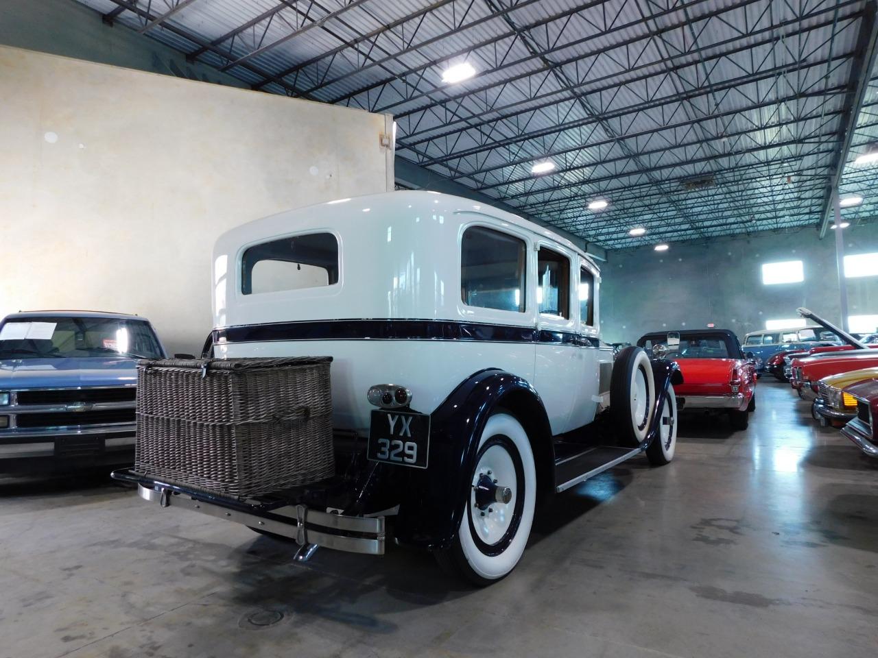 1928 Packard 6-33 Sedan Limo