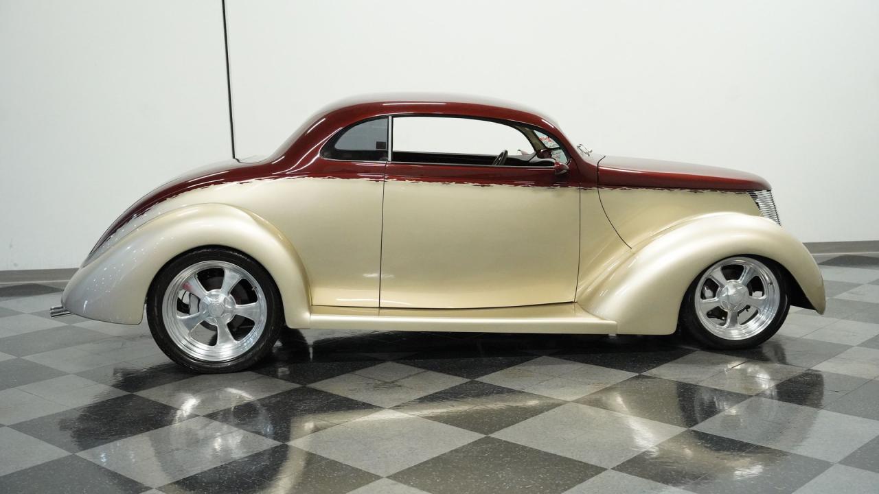 1937 Ford Coupe LS1 Restomod