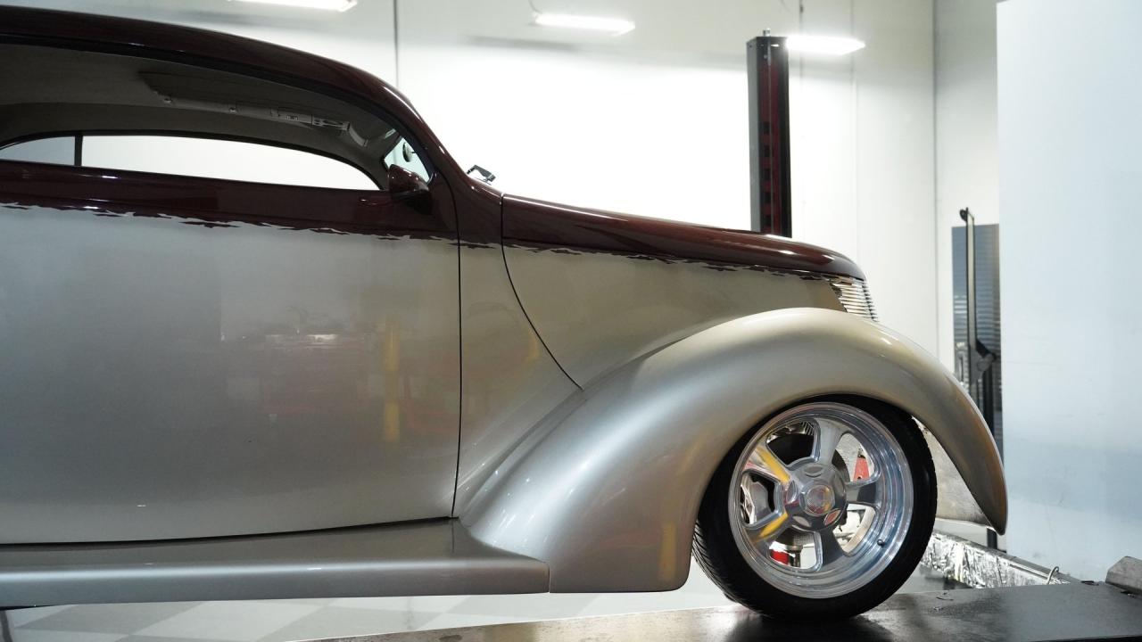 1937 Ford Coupe LS1 Restomod