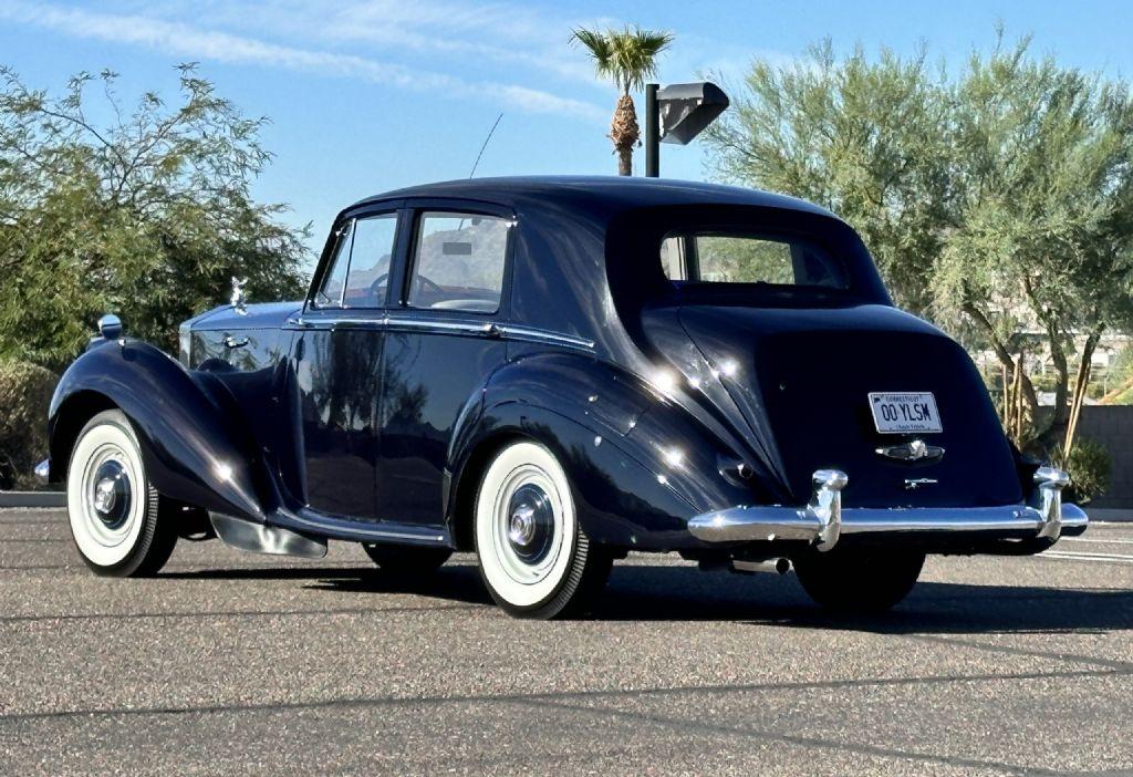 1954 Rolls - Royce Silver Dawn