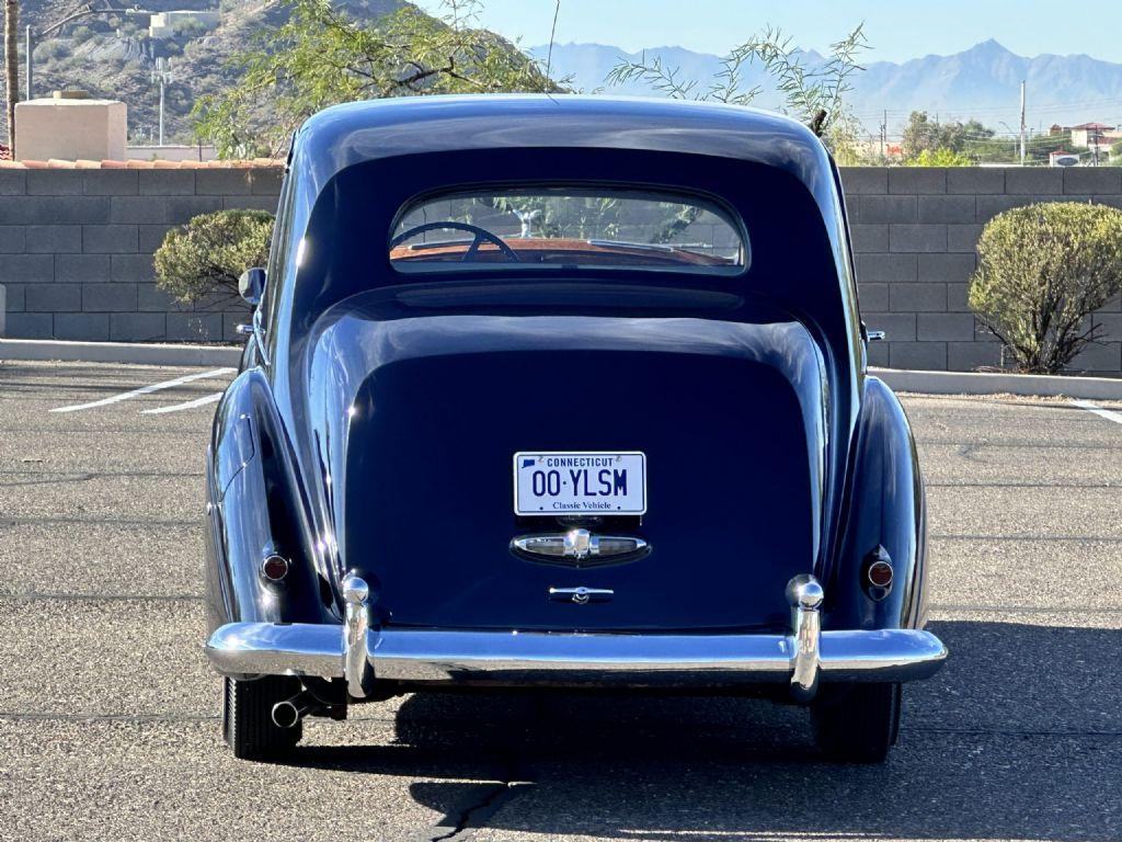 1954 Rolls - Royce Silver Dawn