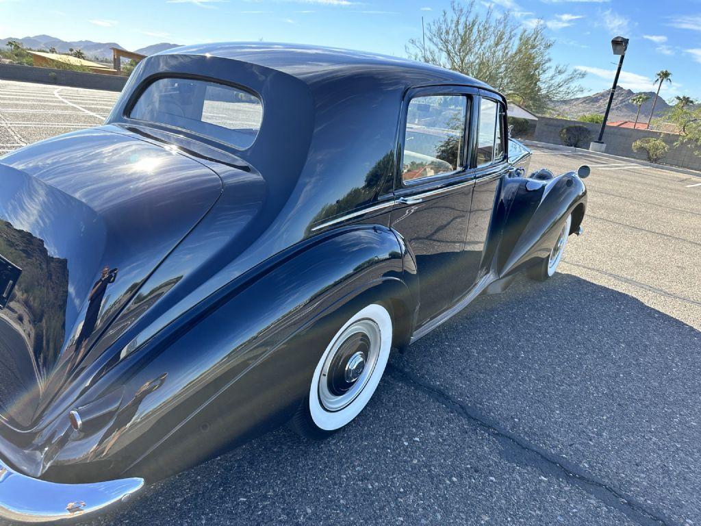 1954 Rolls - Royce Silver Dawn