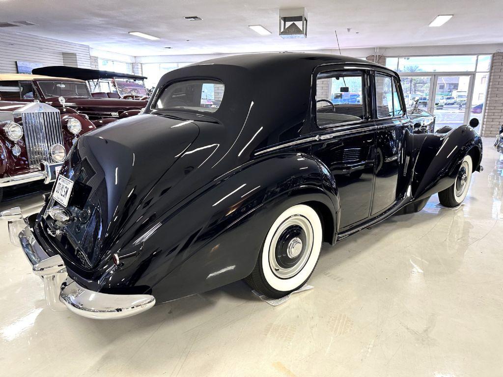 1954 Rolls - Royce Silver Dawn