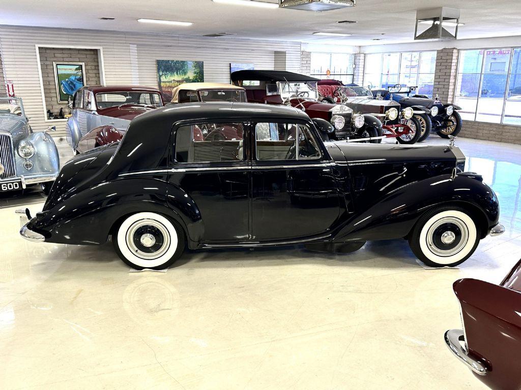 1954 Rolls - Royce Silver Dawn