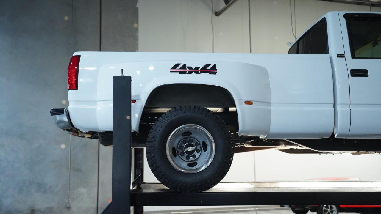 1993 Chevrolet K3500  Dually 4x4