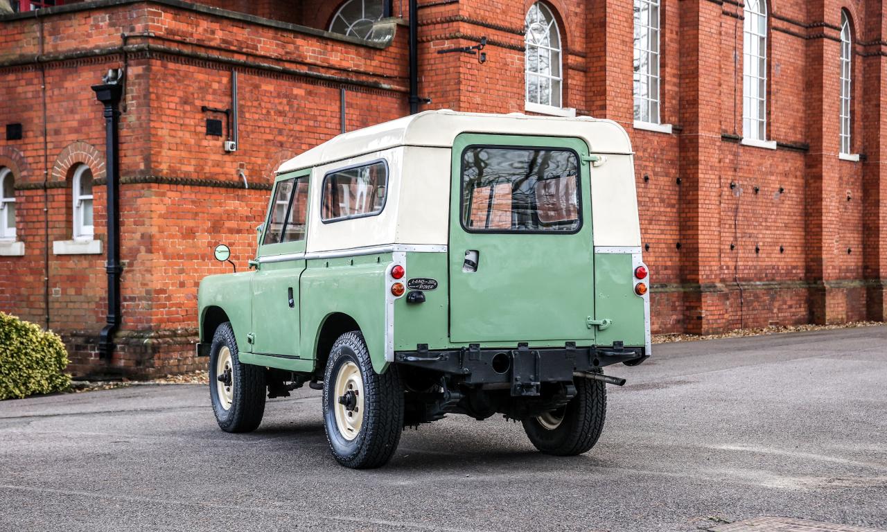 1969 Land Rover Series IIA (88 inch)