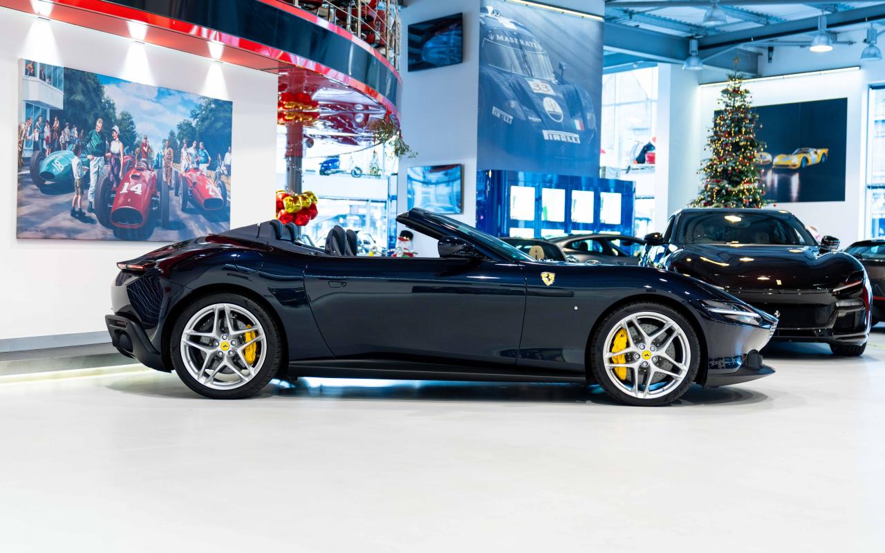 2024 Ferrari Roma Spider