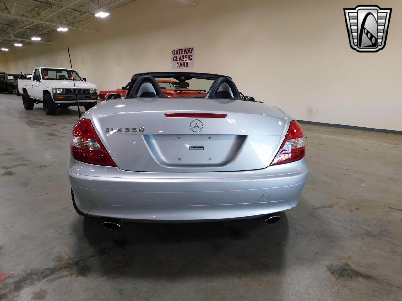 2005 Mercedes - Benz SLK