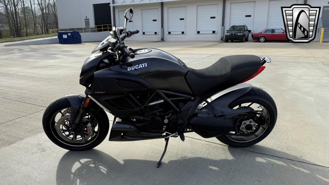 2011 Ducati Diavel