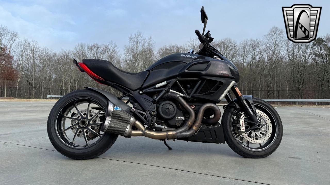 2011 Ducati Diavel