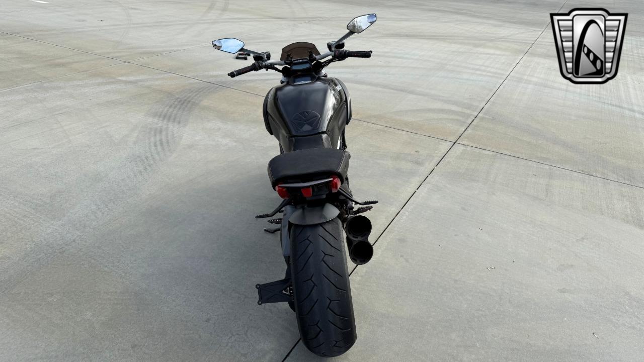 2011 Ducati Diavel