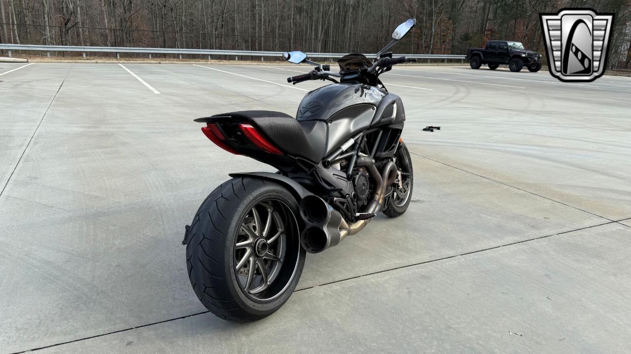 2011 Ducati Diavel