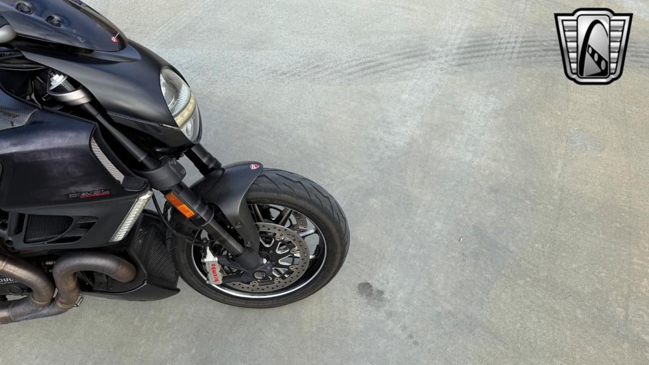 2011 Ducati Diavel