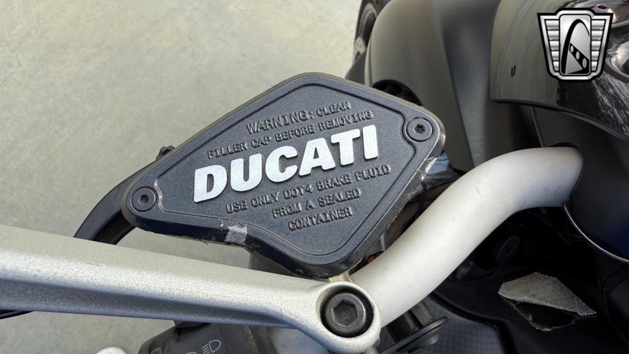 2011 Ducati Diavel