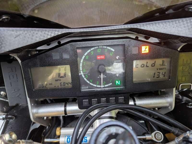 2000 Aprilia RSV MILLE R