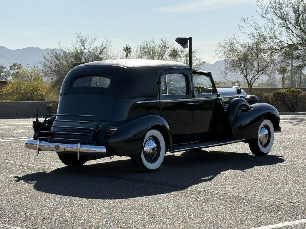 1937 Cadillac Series 85 V12