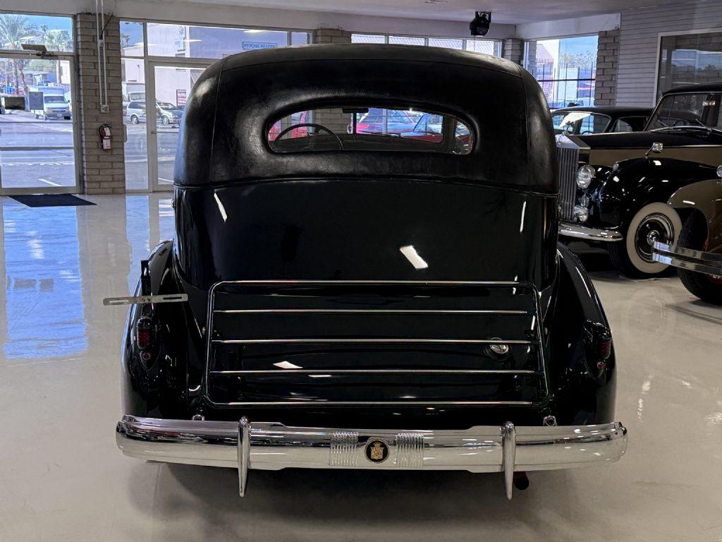 1937 Cadillac Series 85 V12