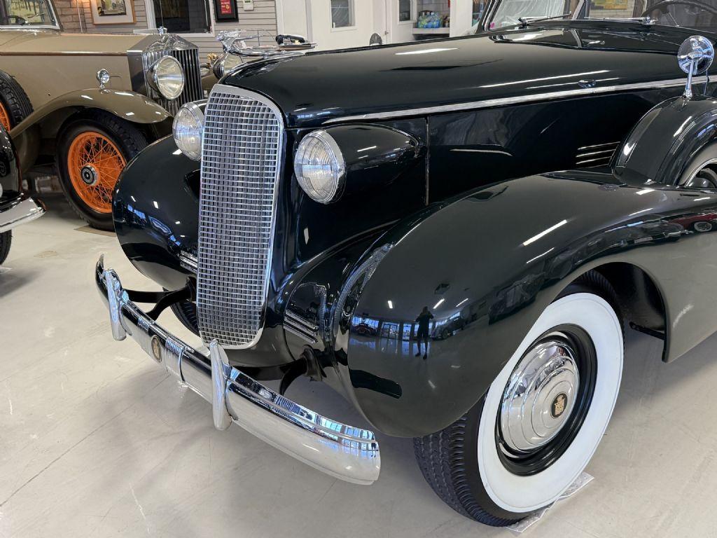 1937 Cadillac Series 85 V12