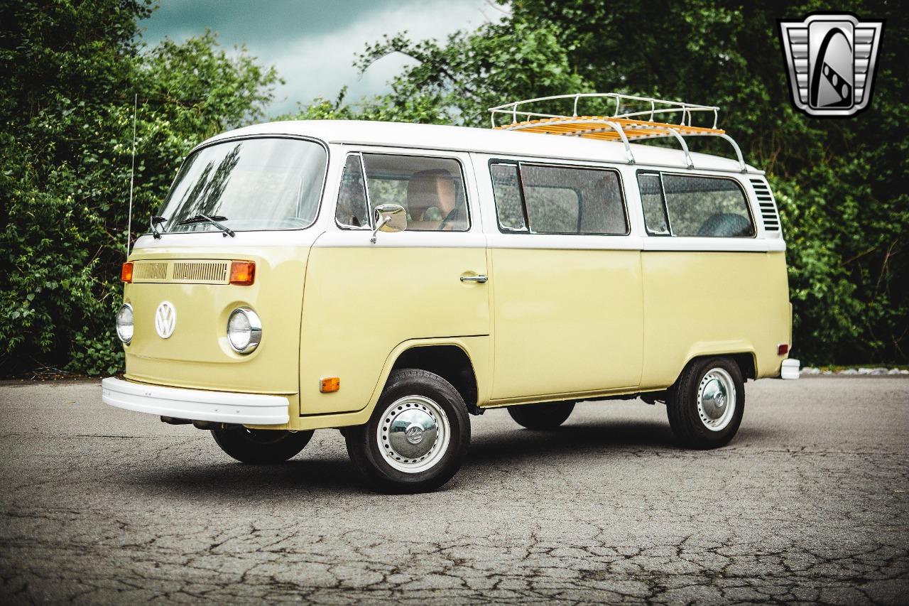 1975 Volkswagen Bus