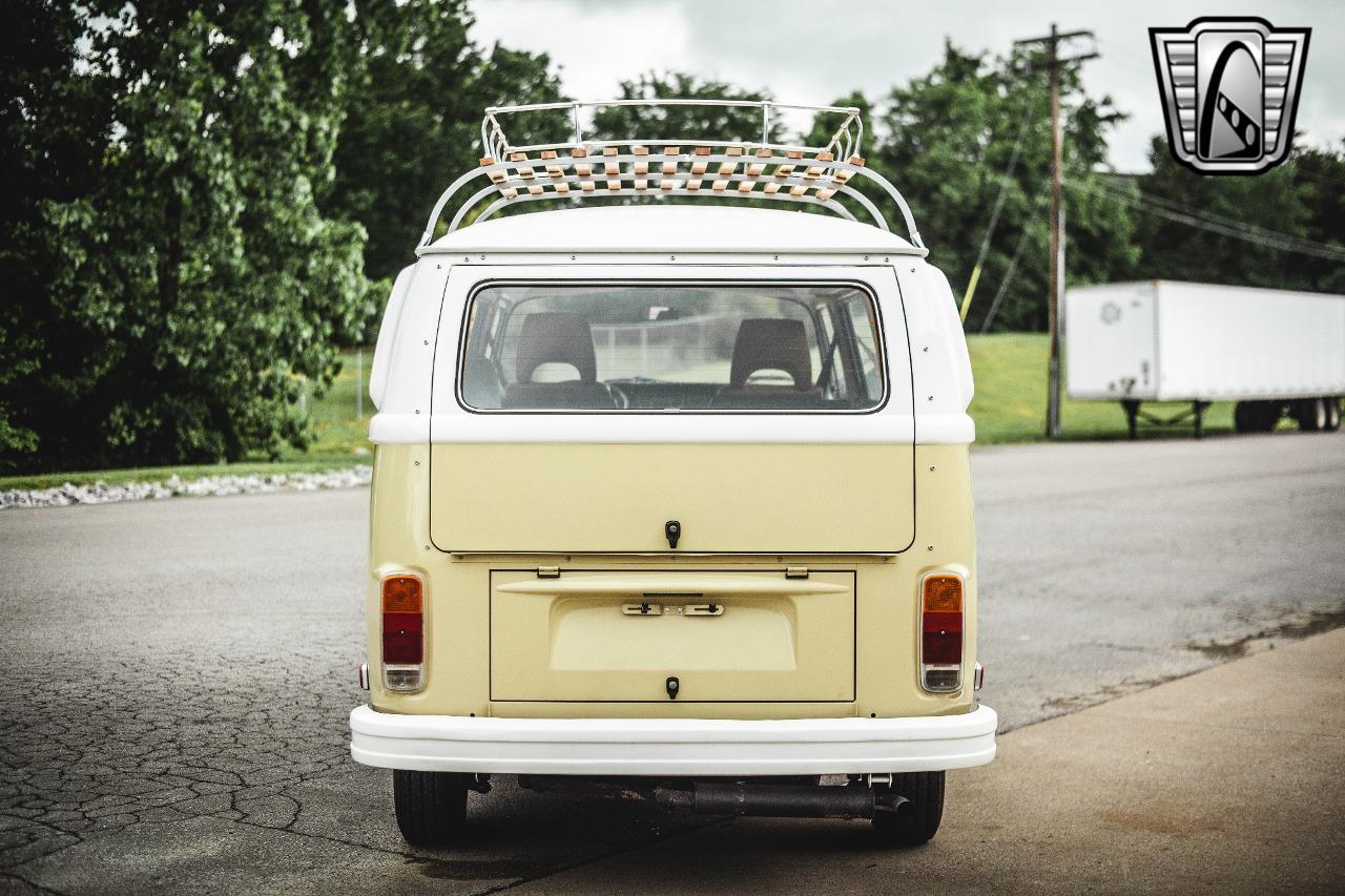 1975 Volkswagen Bus