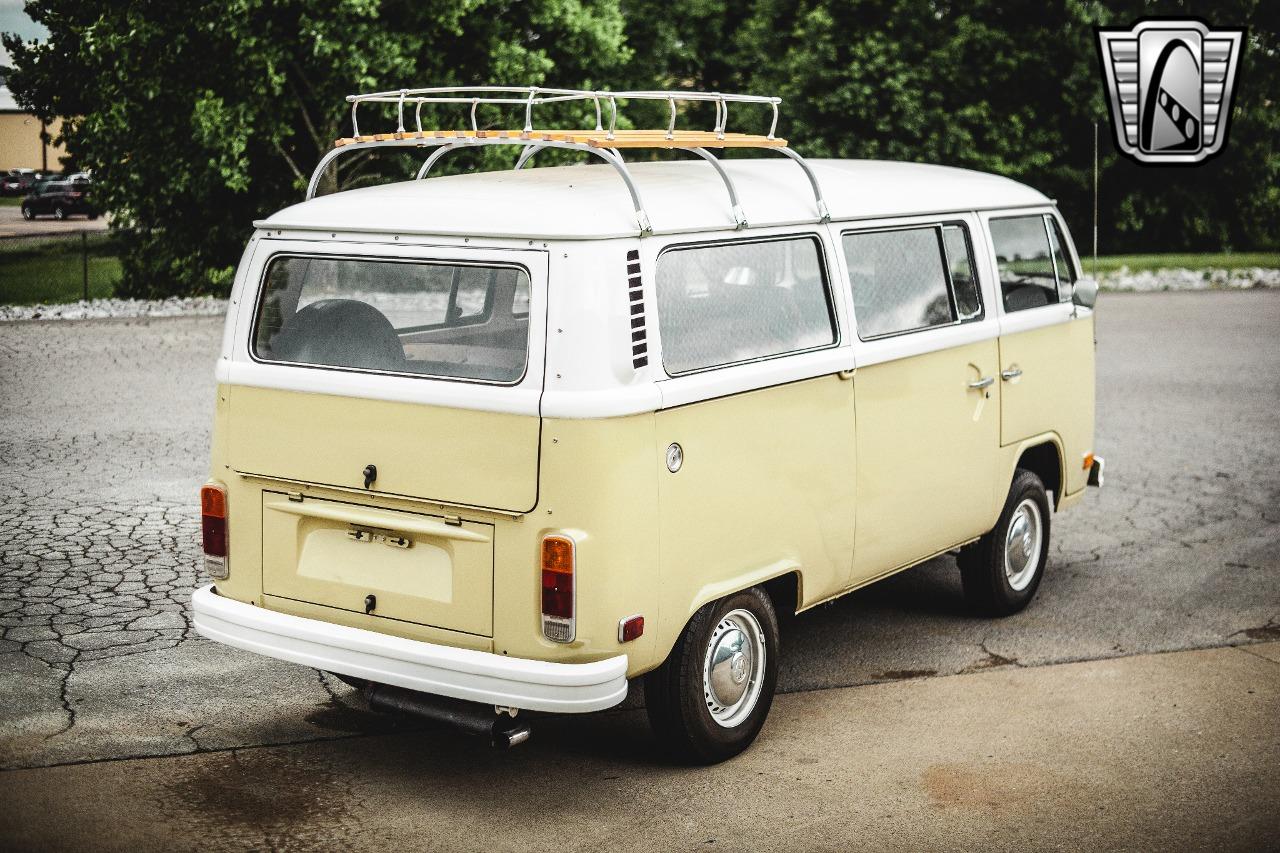 1975 Volkswagen Bus