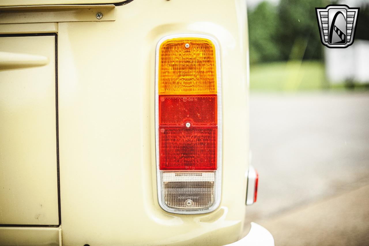 1975 Volkswagen Bus