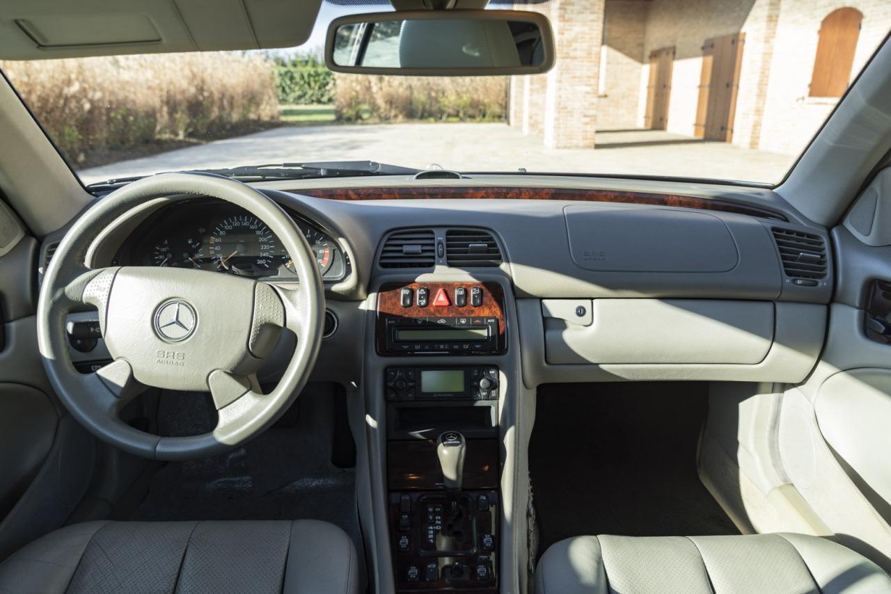 2002 Mercedes - Benz CLK 230 CABRIOLET