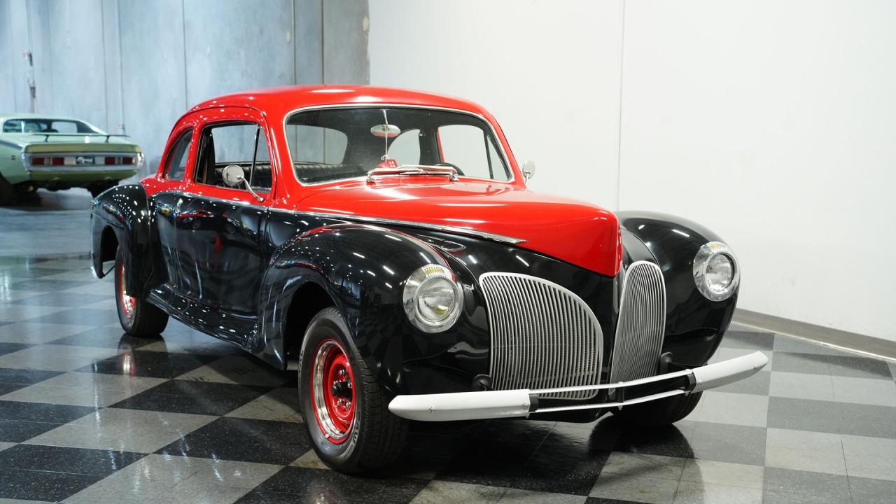 1940 Lincoln Zephyr Restomod