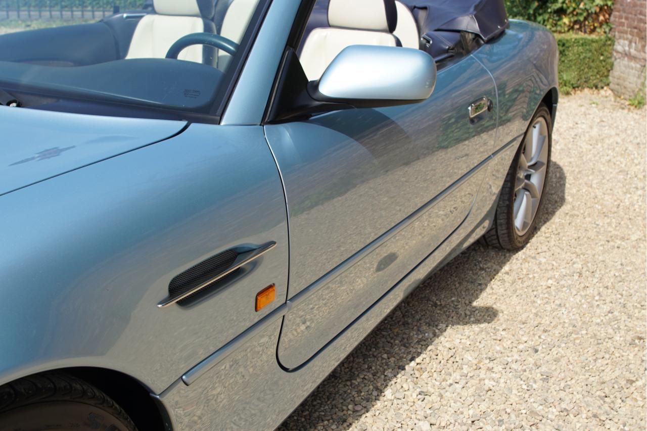 2000 Aston Martin DB7 Vantage Volante