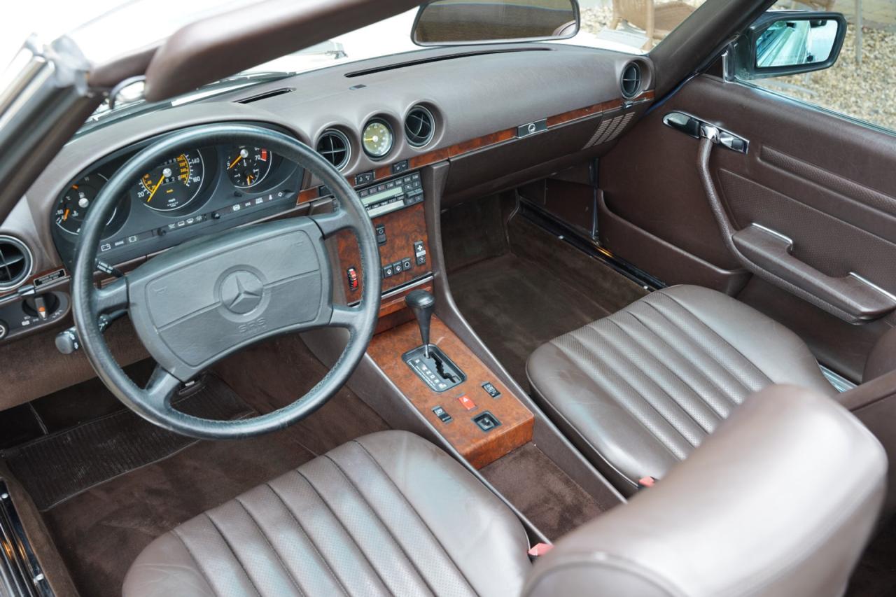 1989 Mercedes - Benz Mercedes Benz SL 560