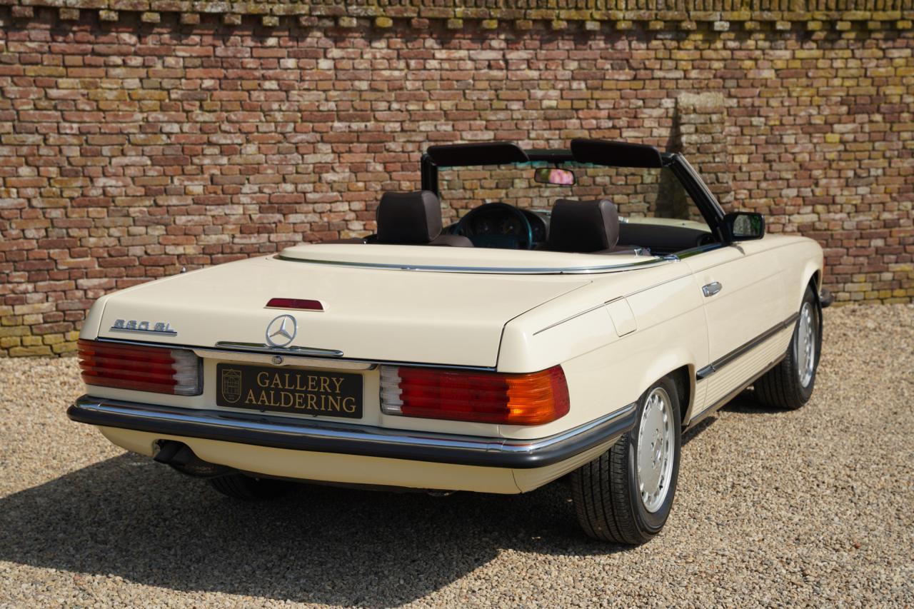 1989 Mercedes - Benz Mercedes Benz SL 560