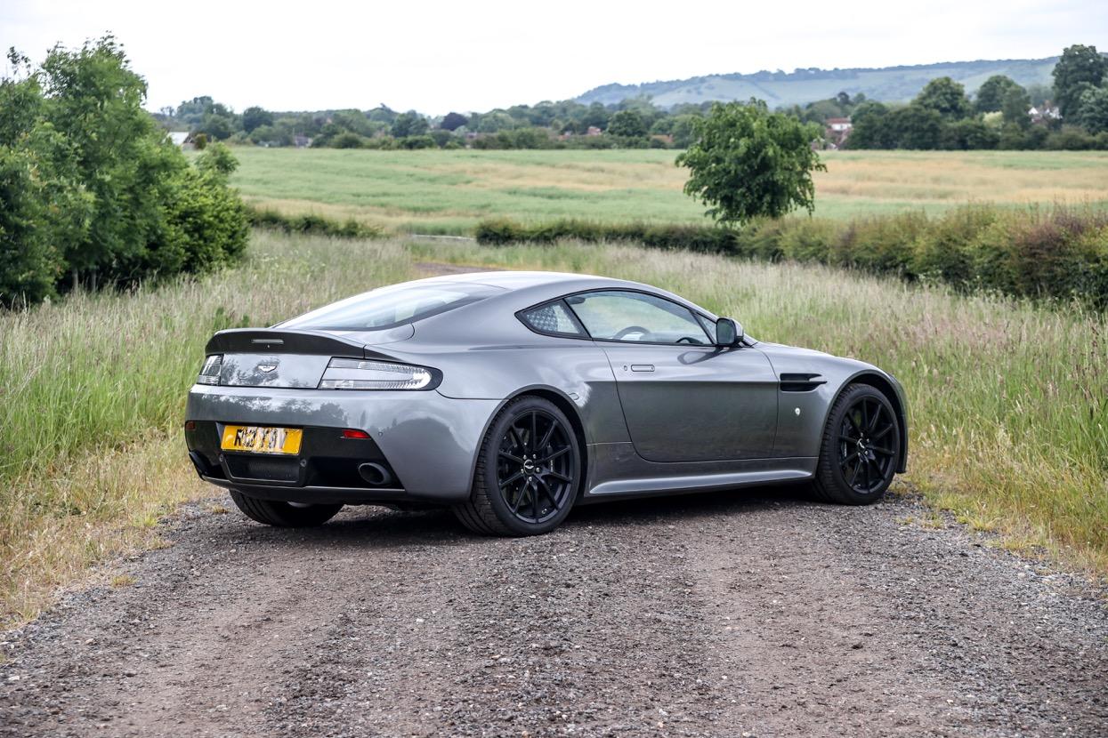 2017 Aston Martin Vantage V12 S Manual