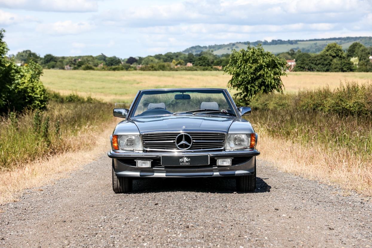 1984 Mercedes - Benz 500 SL (R107)