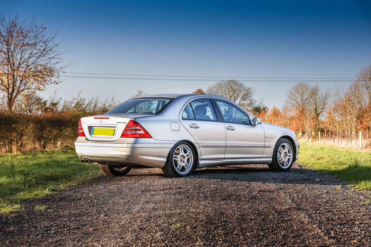 2002 Mercedes - Benz Benz C32 AMG