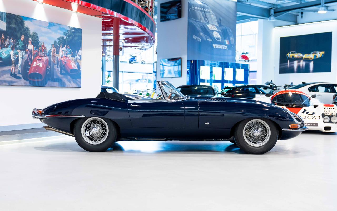 1961 Jaguar E-Type Series 1 Roadster