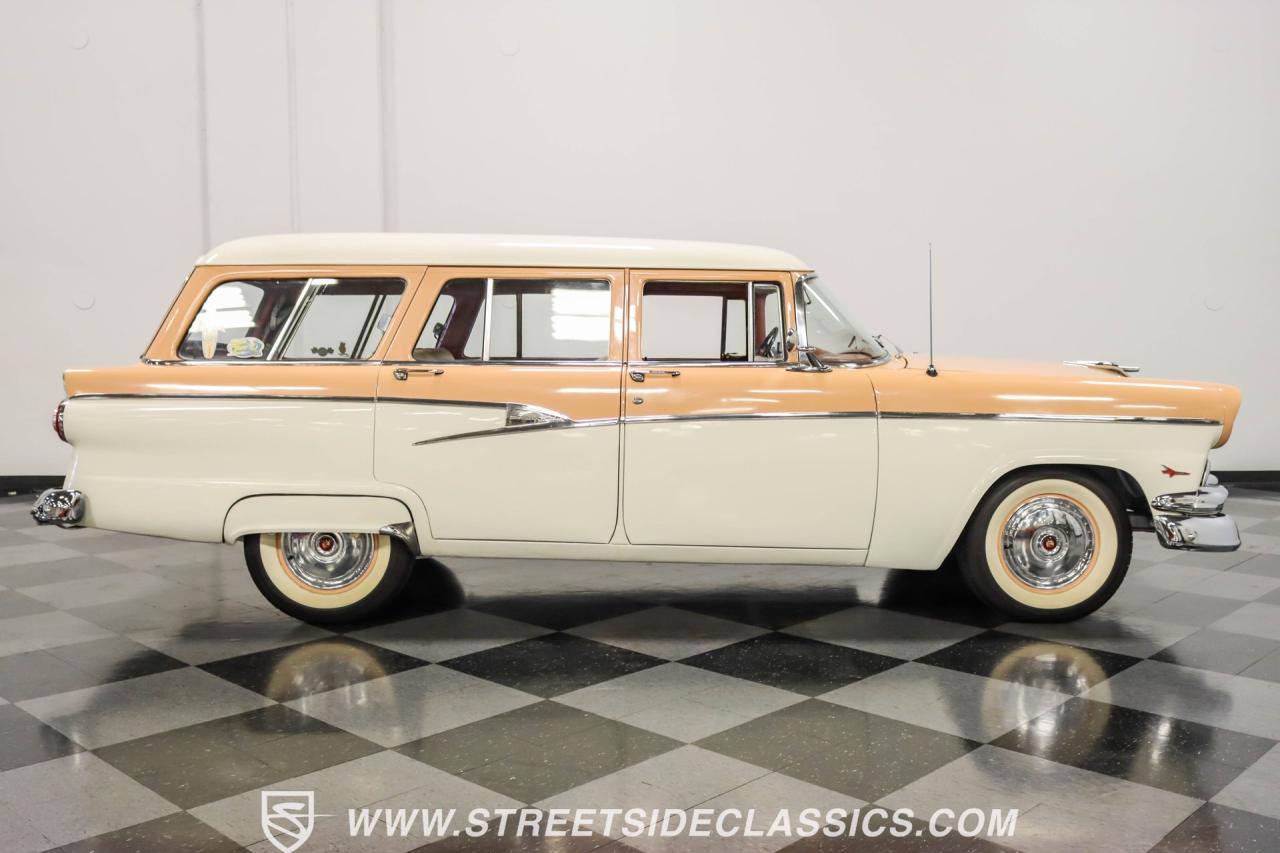 1956 Ford Customline Country Sedan